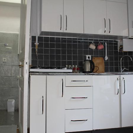 For Those Who Want To Be Close To Beyoglu Istiklal Street Apartman Isztambul Kültér fotó