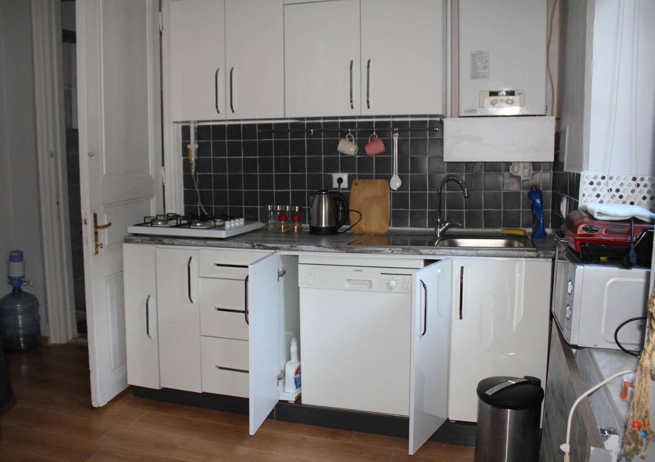 For Those Who Want To Be Close To Beyoglu Istiklal Street Apartman Isztambul Kültér fotó