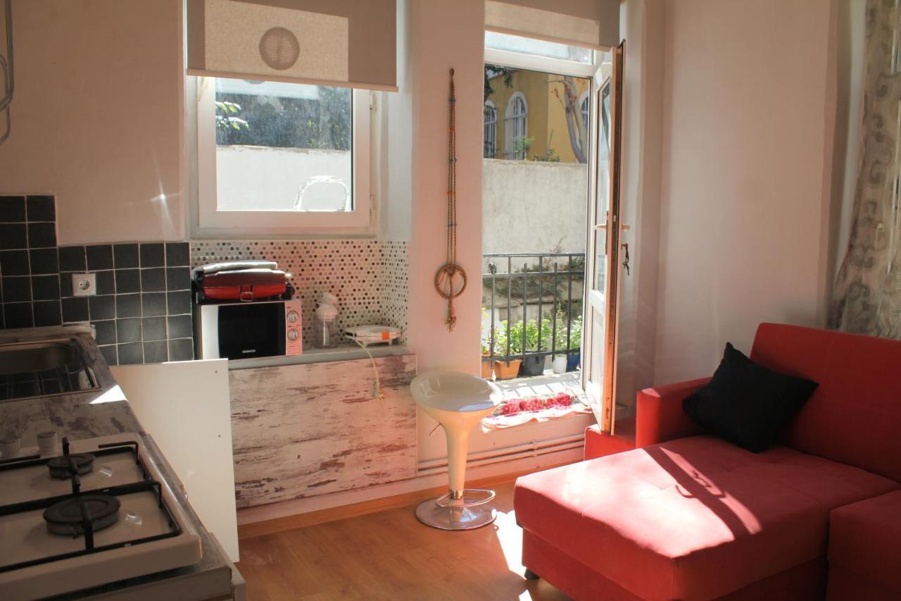 For Those Who Want To Be Close To Beyoglu Istiklal Street Apartman Isztambul Kültér fotó