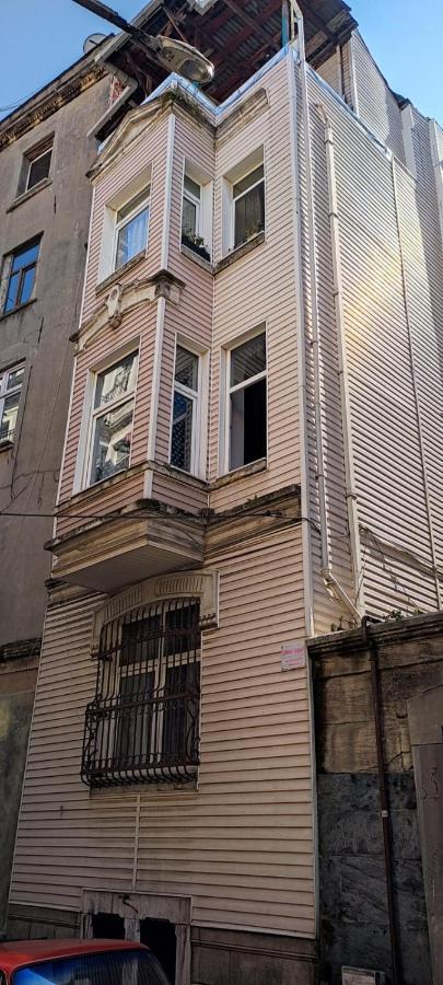 For Those Who Want To Be Close To Beyoglu Istiklal Street Apartman Isztambul Kültér fotó